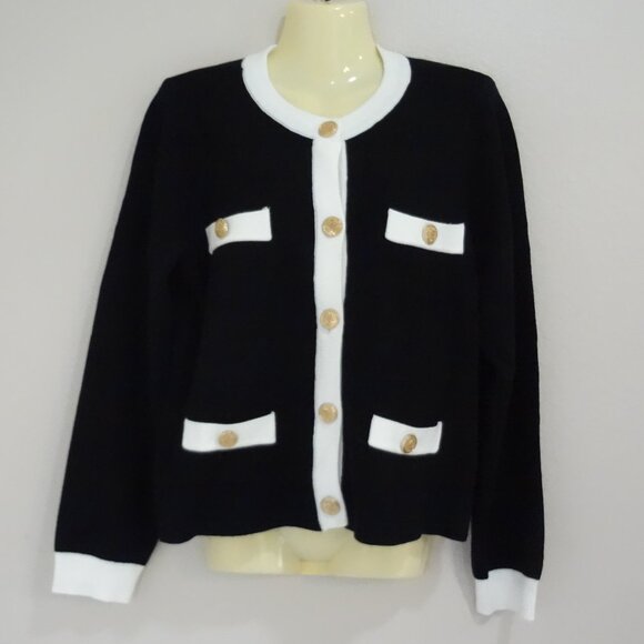 NWT. Carolyn Taylor woman cardigan sweater button front knit top. - Picture 2 of 8